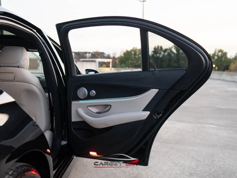 Used 2018 Mercedes-Benz E 300 image 45
