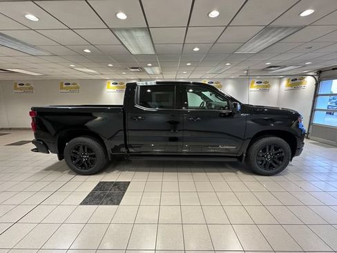 New 2026 Chevrolet Silverado 1500 High Country w/ Midnight Edition AWD/4WD image 3