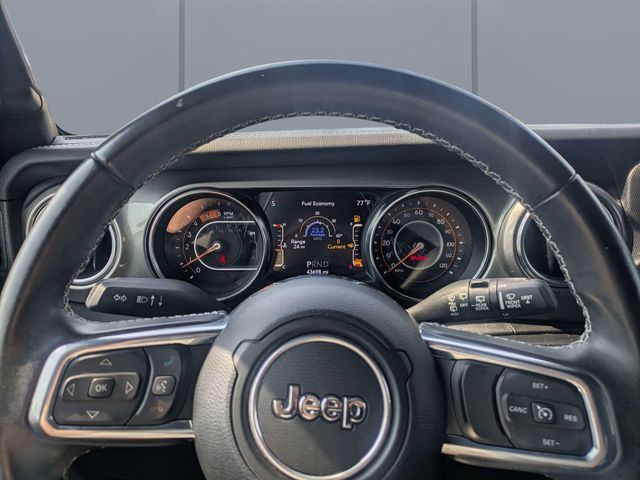 Used 2022 Jeep Wrangler Unlimited Sahara w/ LED Lighting Group AWD/4WD image 30