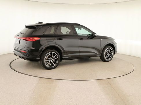 New 2026 Audi Q5 Premium Plus image 7