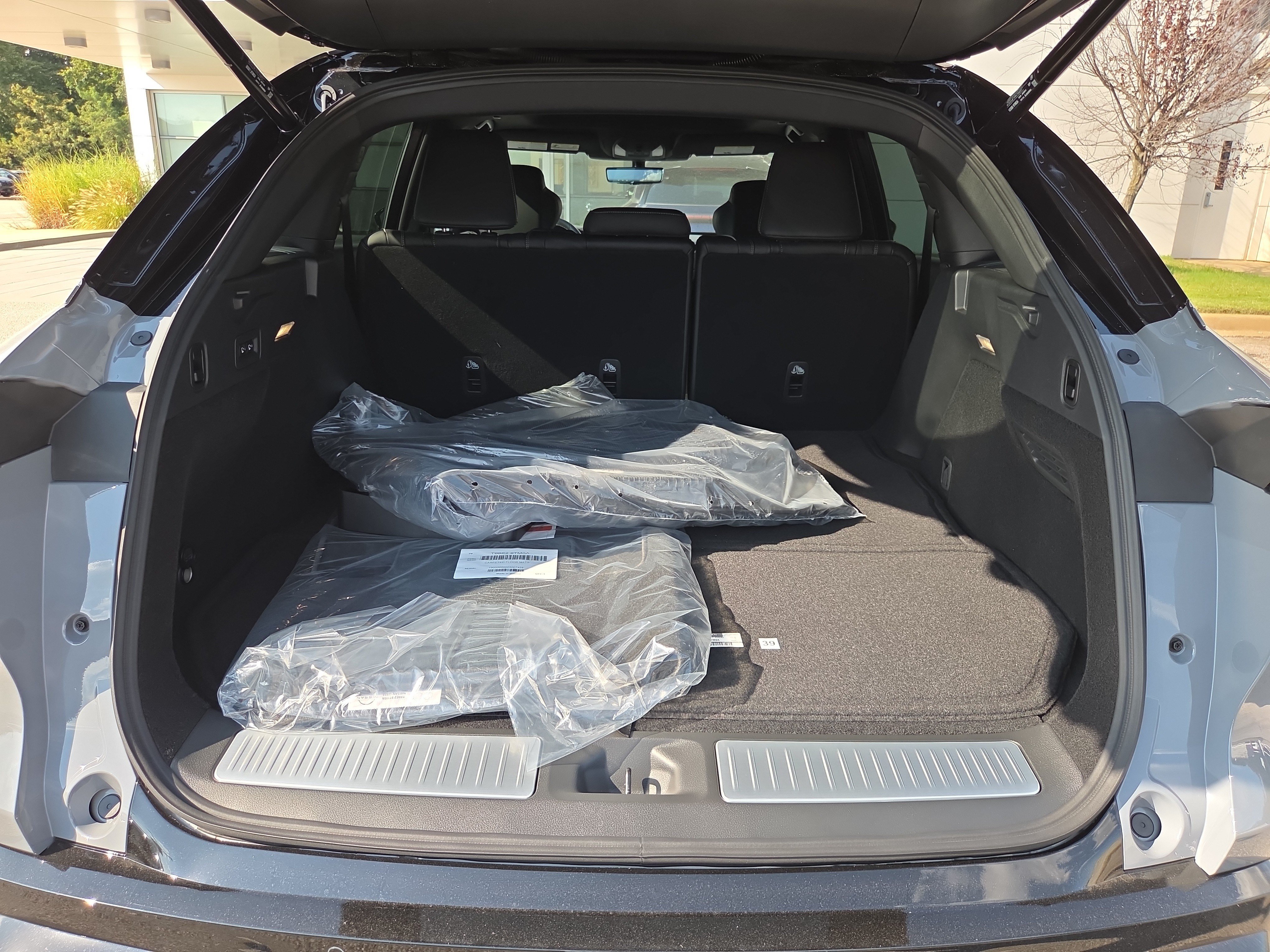 New 2027 INFINITI QX65 Autograph w/ Cargo Package AWD/4WD image 8