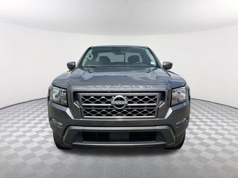 Used 2024 Nissan Frontier SV w/ SV Convenience Package RWD image 2