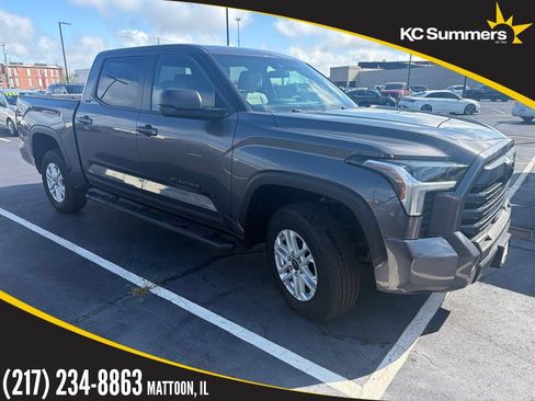 Used 2025 Toyota Tundra SR5 w/ SR5 Premium Package AWD/4WD image 1