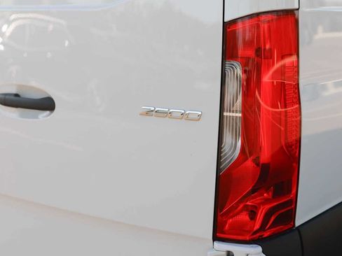 New 2025 Mercedes-Benz Sprinter 2500 image 10