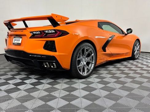 Used 2024 Chevrolet Corvette Stingray Convertible w/ Z51 Performance Package RWD image 9