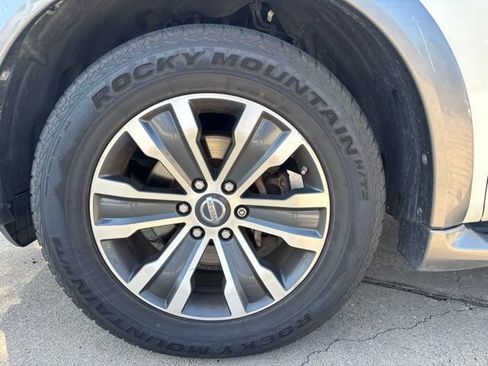 Used 2017 Nissan Armada SL RWD image 8