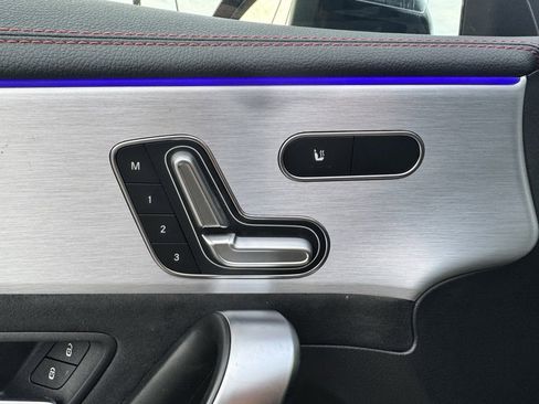 Used 2023 Mercedes-Benz CLA 250 image 17