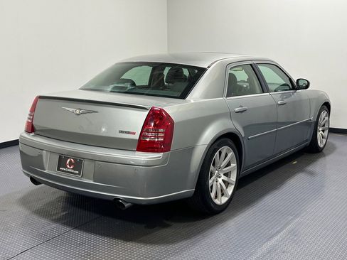 Used 2006 Chrysler 300 SRT8 image 5