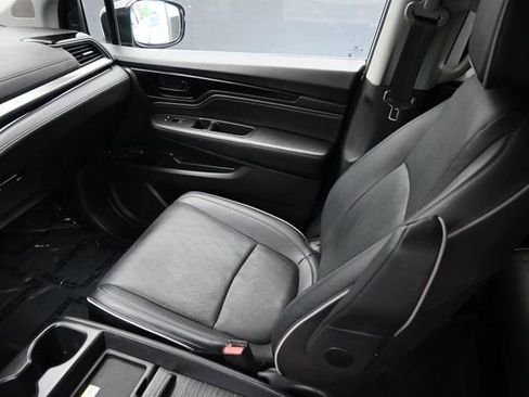 Certified 2022 Honda Odyssey Elite image 11