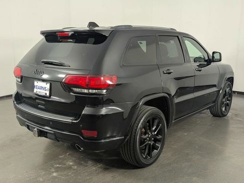 Used 2020 Jeep Grand Cherokee Altitude image 7