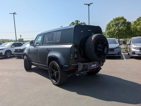 Used 2023 Land Rover Defender 110 V8 AWD/4WD image 7