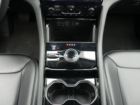 Used 2023 Jeep Grand Cherokee Limited w/ Black Appearance Package AWD/4WD image 23