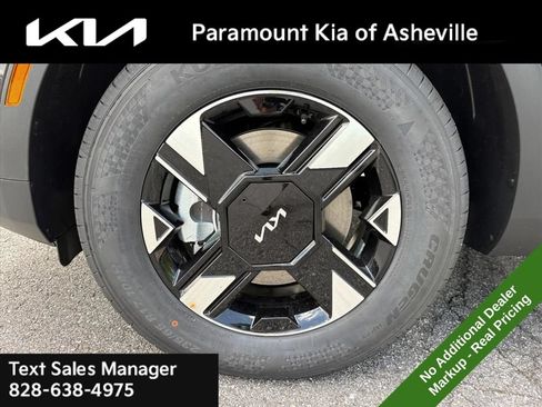 New 2026 Kia Sportage LX w/ LX Convenience Package AWD/4WD image 30