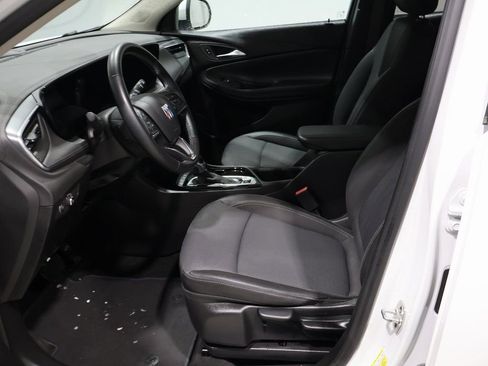 Used 2024 Buick Encore GX Preferred image 11