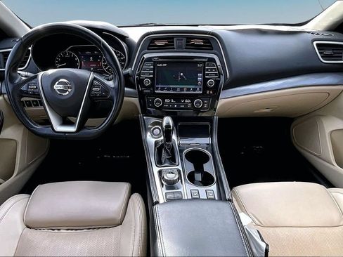 Used 2018 Nissan Maxima 3.5 SL FWD image 16