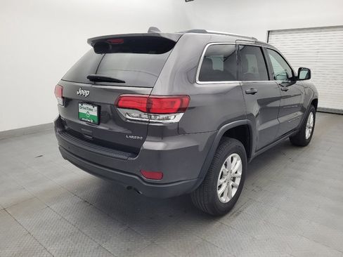 Used 2021 Jeep Grand Cherokee Laredo w/ Security & Convenience Group AWD/4WD image 9