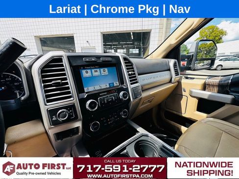 Used 2017 Ford F250 Lariat w/ Chrome Package image 12