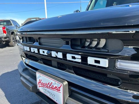 Used 2024 Ford Bronco Outer Banks AWD/4WD image 10