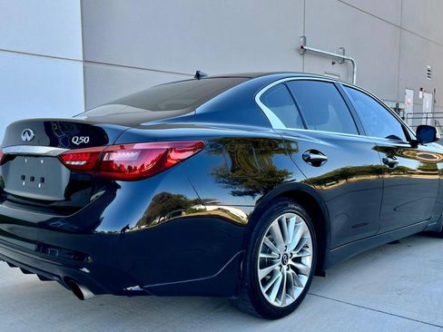Used 2019 INFINITI Q50 Luxe w/ Essential Package (3.0T Luxe) RWD image 7