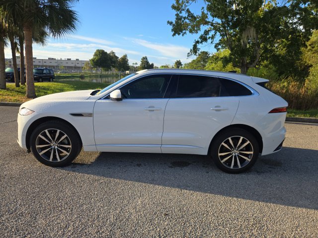 Used 2024 Jaguar F-PACE R-Dynamic S AWD/4WD image 2