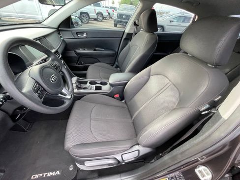 Used 2018 Kia Optima LX FWD image 14