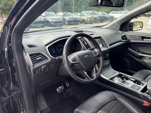 Used 2020 Ford Edge ST-Line w/ Cold Weather Package AWD/4WD image 10