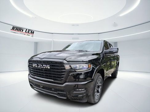 New 2026 RAM 1500 Laramie w/ Sport Appearance Package AWD/4WD image 6