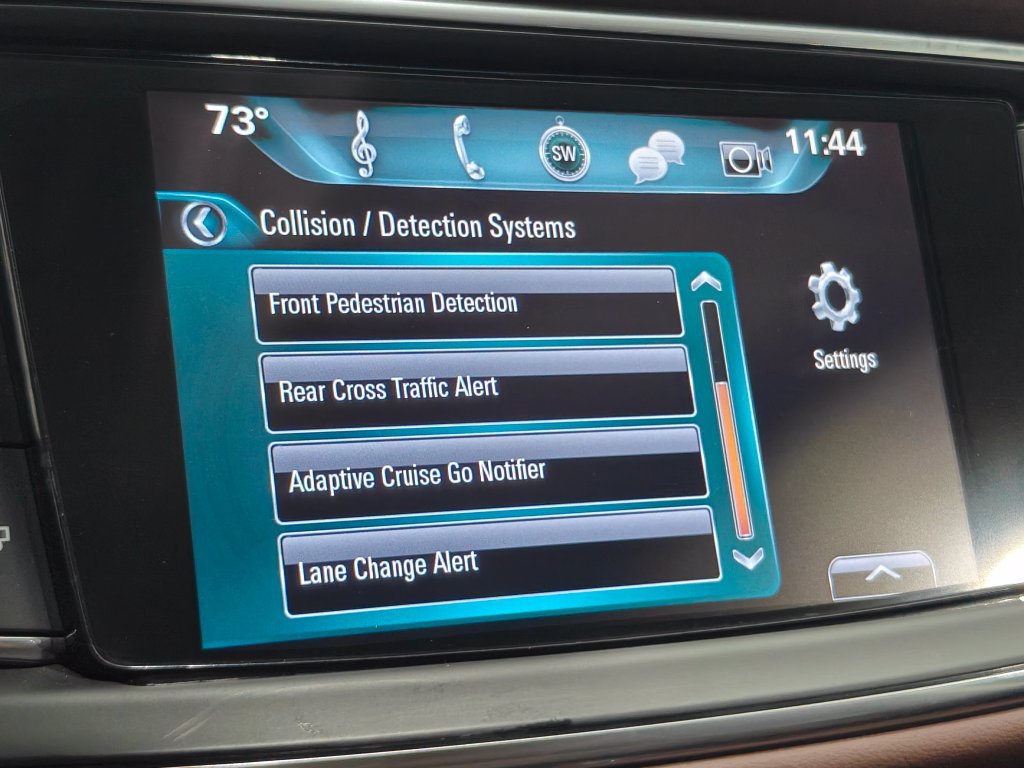 Used 2018 Buick Enclave Avenir w/ Avenir Technology Package AWD/4WD image 50