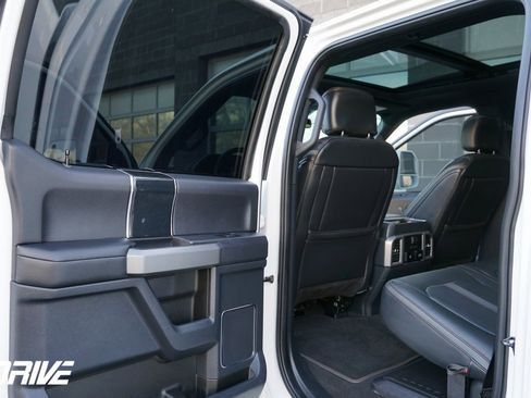 Used 2022 Ford F350 Platinum image 40
