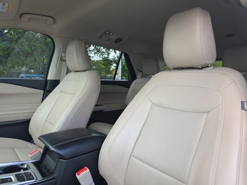 Used 2023 Ford Explorer Limited RWD image 24