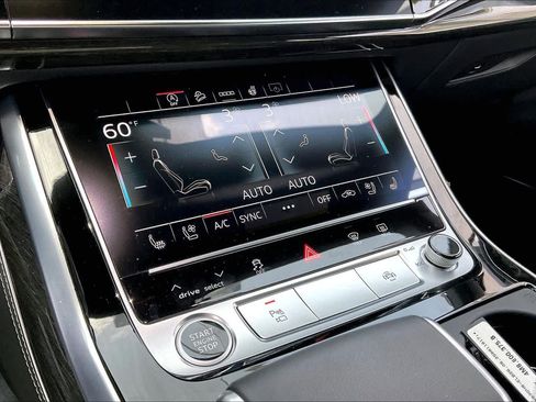 Used 2026 Audi Q8 Premium Plus AWD/4WD image 33