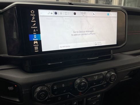 Used 2025 Jeep Wrangler Unlimited Rubicon image 4