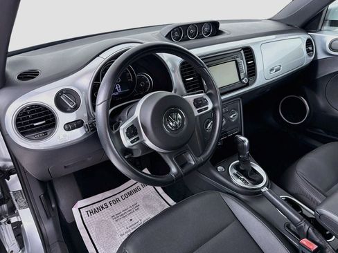 Used 2014 Volkswagen Beetle TDI FWD image 9