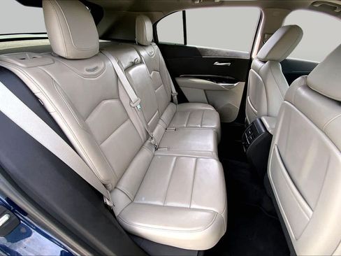 Used 2019 Cadillac XT4 Premium Luxury FWD image 19