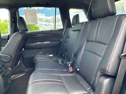 Used 2023 Honda Passport TrailSport image 38