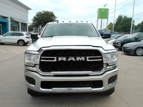 Used 2022 RAM 2500 Tradesman RWD image 2