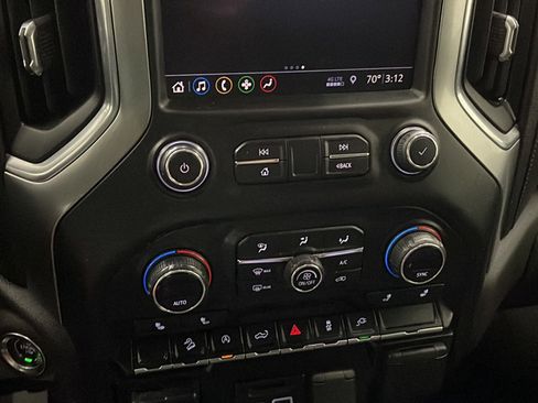 Used 2019 Chevrolet Silverado 1500 LT w/ All-Star Edition AWD/4WD image 10