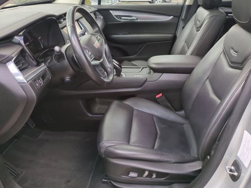 Used 2019 Cadillac XT5 Luxury image 16