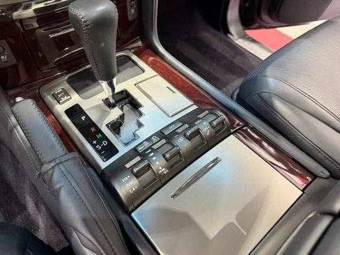 Used 2014 Lexus LX 570 4WD image 49