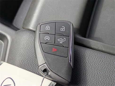 Used 2024 GMC Sierra 1500 Elevation image 35