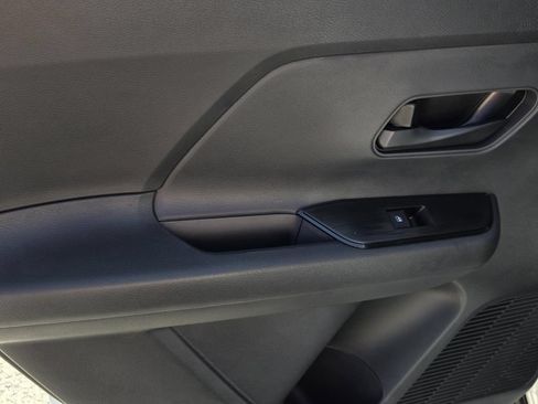 New 2026 Nissan Kicks S FWD image 10