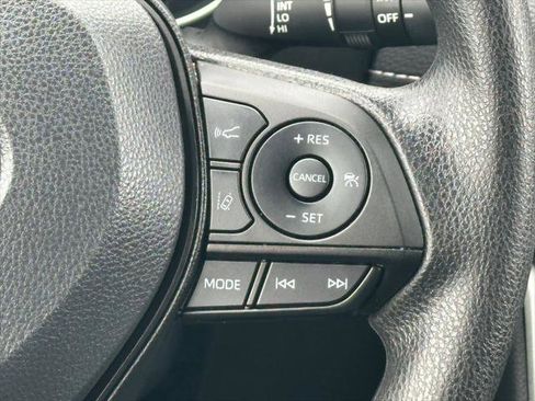 Certified 2025 Toyota RAV4 XLE AWD/4WD image 22