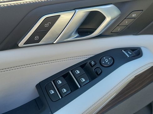 Certified 2024 BMW X5 sDrive40i w/ M Sport Package image 21