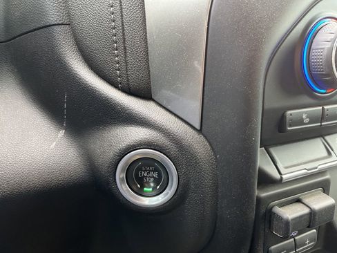 Used 2022 Chevrolet Silverado 2500 LT w/ Convenience Package image 15