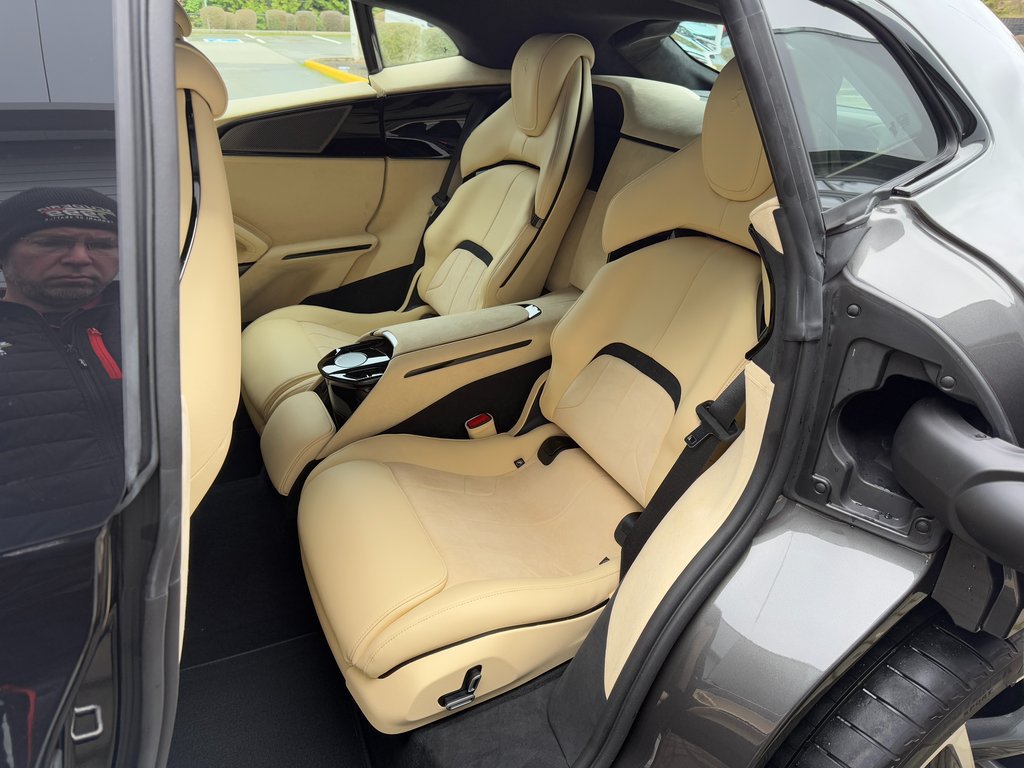 Used 2026 Ferrari Purosangue AWD/4WD image 28