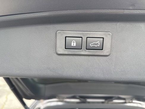 Certified 2025 Subaru Outback Premium AWD/4WD image 16