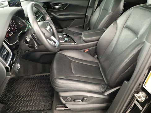 Used 2019 Audi Q7 3.0T Premium Plus w/ Premium Plus Package AWD/4WD image 24