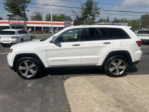 Used 2016 Jeep Grand Cherokee Limited AWD/4WD image 6