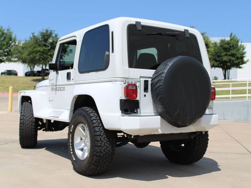 Used 1991 Jeep Wrangler Renegade AWD/4WD image 9