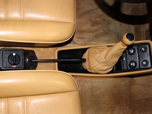 Used 1988 Porsche 911 Carrera image 32